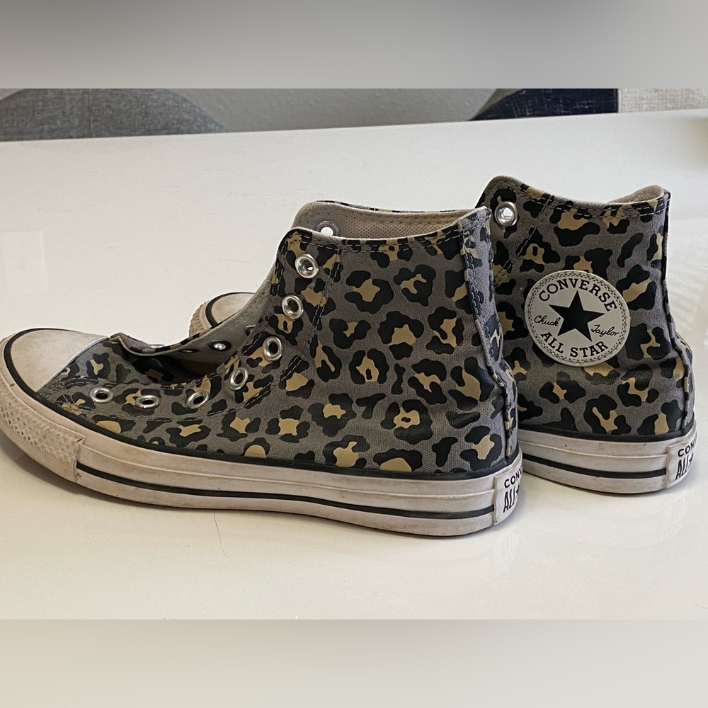 Converse Gray Leopard Print Chuck Taylor Sneakers